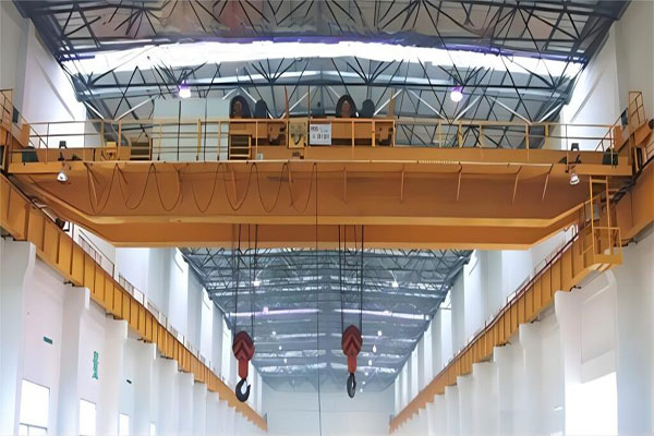 QE型雙小車橋式起重機(jī)